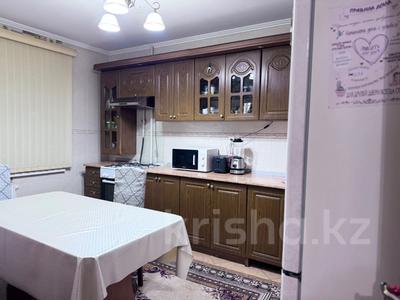 3-комнатная квартира · 67 м² · 3/9 этаж, мкр 12 за 24.5 млн 〒 в Актобе