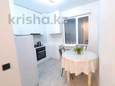 Аренда квартир в Алматинской обл.: 1-комнатная квартира · 37 м² · 2/9 этаж, Райымбек батыр 272 — Думандағы Магнумге қарама-қарсы за 200 000 〒 1-комнатная квартира · 37 м² · 2/9 этаж, Райымбек батыр 272 — Думандағы Магнумге қарама-қарсы за 200 000 〒 в Талгаре