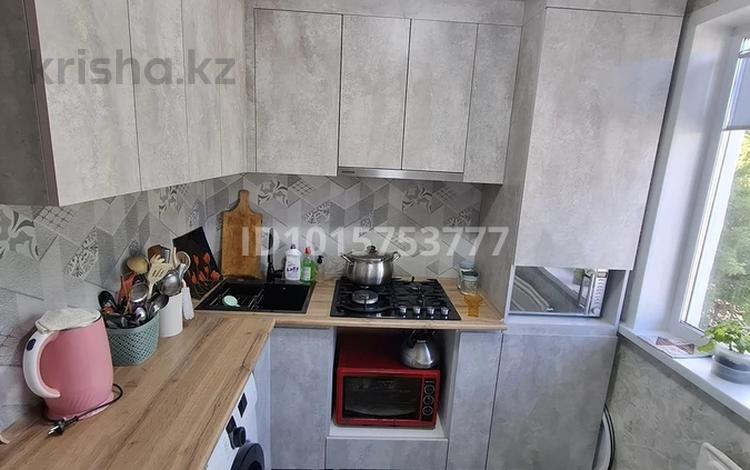 4-комнатная квартира · 61 м² · 4/5 этаж, Абая 61 — Жамбыла Жабаева и Абая за 24 млн ₸ в Петропавловске — фото 2