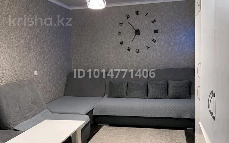 2-комнатная квартира · 46 м² · 4/5 этаж, Майкудук, Майкудук, 12й микрорайон 28 за 12 млн ₸ в Караганде, Алихана Бокейханова р-н — фото 2