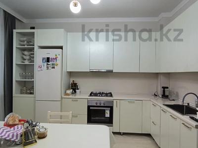 3-комнатная квартира · 106.4 м² · 9/10 этаж, проспект Алии Молдагуловой за 43.8 млн ₸ в Актобе