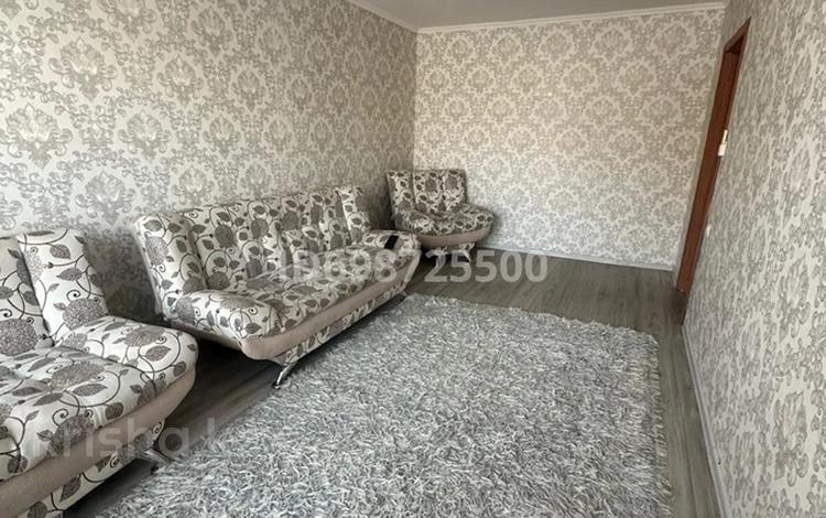 2-бөлмелі пәтер · 53 м² · 2/9 қабат, мкр Строитель 34, бағасы: 18 млн ₸ в Уральске — фото 2