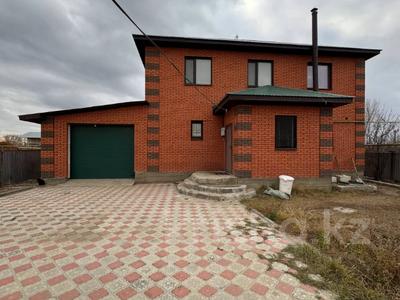 Отдельный дом · 6 комнат · 215 м² · 7.8 сот., Ск стройтель-7 10а за 30 млн 〒 в Актобе