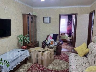 3-комнатная квартира, 63 м², 5/5 этаж помесячно, Бейсеитова за 140 000 〒 в Талдыкоргане