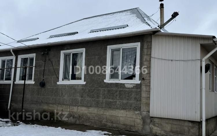 Отдельный дом · 4 комнаты · 83 м² · 6 сот., Акылбекова 98 — За линией за 25 млн 〒 в Таразе — фото 2