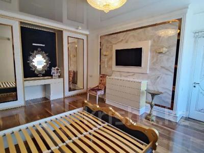 Продажа квартир в Алматы: 3-комнатная квартира · 160 м² · 4/6 этаж, Рахмадиева 2/1 за 187 млн 〒 3-комнатная квартира · 160 м² · 4/6 этаж, Рахмадиева 2/1 за 187 млн 〒 в Алматы, Бостандыкский р-н