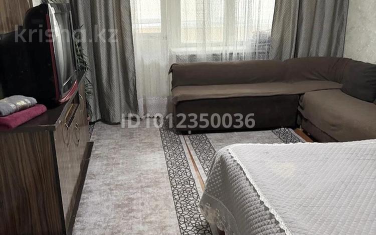 1-комнатная квартира · 30 м² · 2 этаж, ул. Колбасшы Койгельды 175 за 7 000 〒 в Таразе — фото 2