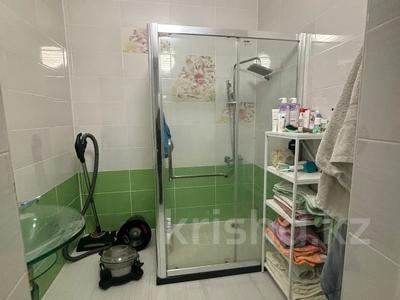 Отдельный дом · 6 комнат · 206.7 м² · 11 сот., мкр Самал за 80 млн 〒 в Атырау