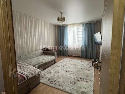 2-бөлмелі пәтер · 59 м² · 5/12 қабат, Ақбұлақ ш/а., 1-я улица 117 — Рыскулова Момышулы, бағасы: 250 000 ₸ в Алматы, Алатауский р-н