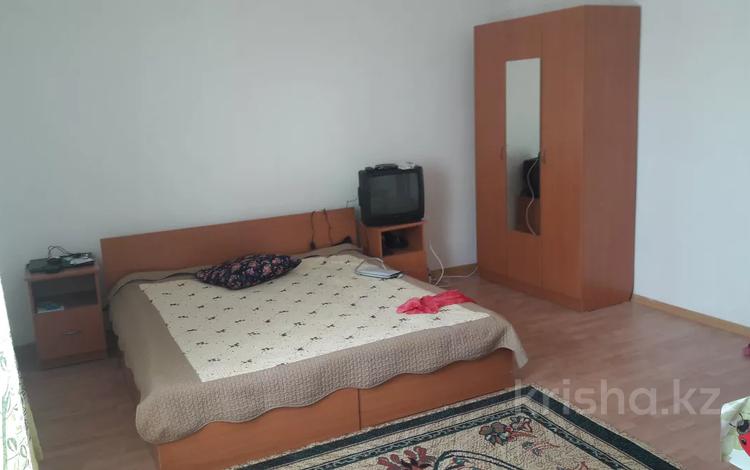 1-комнатная квартира · 31 м² · 1/2 этаж, мкр Юго-Восток 142/6 — Гапеева за 90 000 ₸ в Караганде, Казыбек би р-н — фото 2