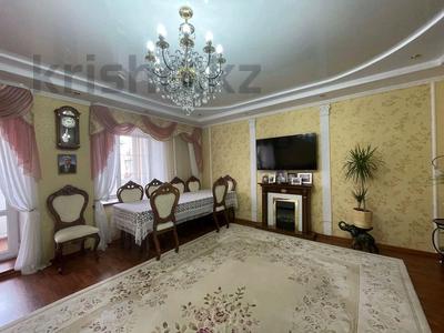 5-комнатная квартира · 111.7 м² · 4/6 этаж, Щурихина — 8школа за 42 млн 〒 в Уральске