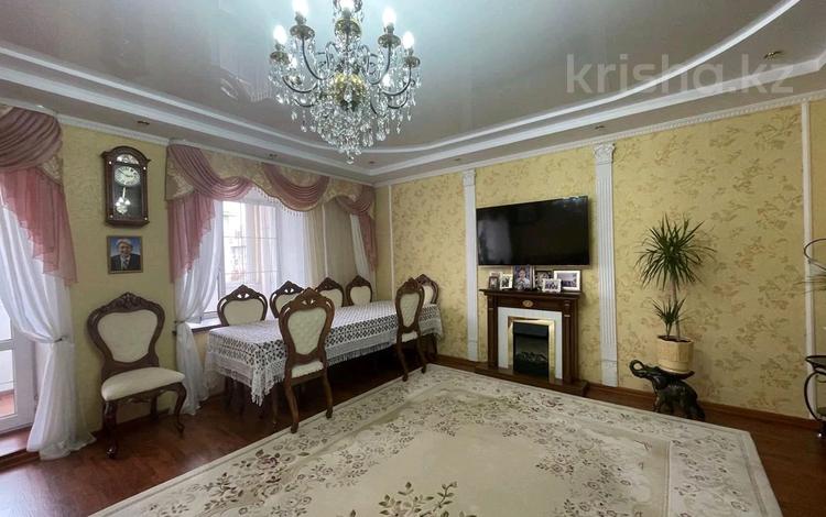 5-комнатная квартира · 111.7 м² · 4/6 этаж, Щурихина — 8школа за 42 млн ₸ в Уральске — фото 2