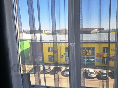 4-бөлмелі пәтер · 72 м² · 4/5 қабат, ул. Еркина Ауелбекова 50, бағасы: 26 млн 〒 в Щучинске