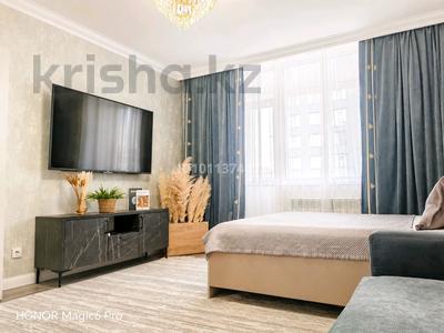 2-комнатная квартира · 80 м², Сыганак 32 — Сыганак Толе Би, район Хан шатыр за 25 000 ₸ в Астане, Нура р-н