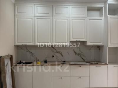 2-комнатная квартира · 90 м² · 3/5 этаж, мкр. Алтын орда 228/6 за 34.5 млн ₸ в Актобе