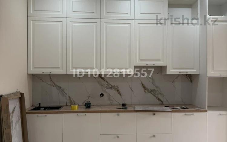 2-комнатная квартира · 90 м² · 3/5 этаж, мкр. Алтын орда 228/6 за 34.5 млн ₸ в Актобе — фото 2
