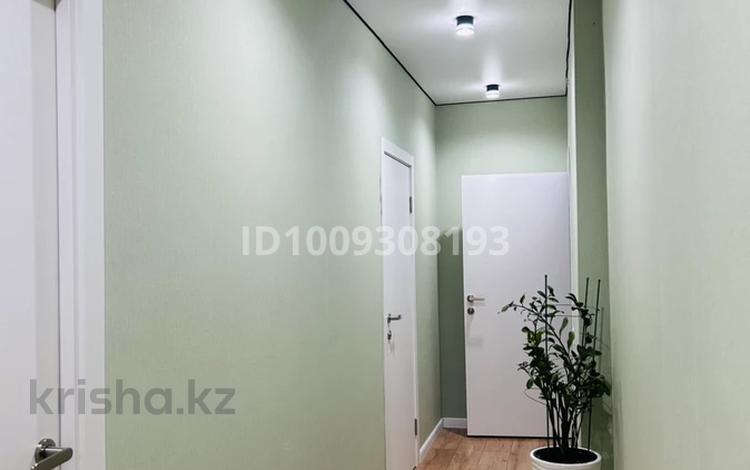 2-бөлмелі пәтер · 71 м² · 6/12 қабат, Торекулова 93, бағасы: 70 млн ₸ в Алматы, Алмалинский р-н — фото 10
