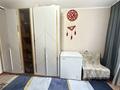 2-бөлмелі пәтер · 45 м² · 1/5 қабат, ул. Ивана Ларина 7, бағасы: 13.7 млн ₸ в Уральске, мкр Школьник — фото 4