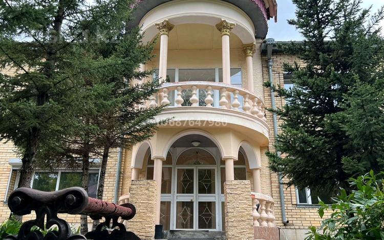 Жеке үй · 7 бөлме · 320 м², Абылай хана vip-городок 44, бағасы: 1.5 млн ₸ в Астане, Алматы р-н — фото 2