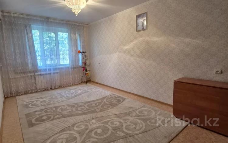 3-бөлмелі пәтер · 70.2 м² · 2/5 қабат, мкр 8, Бр Жубановых, бағасы: 21.5 млн ₸ в Актобе — фото 2