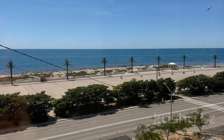 4-бөлмелі пәтер · 90 м² · 5/5 қабат, 15-й мкр 4, бағасы: 29 млн ₸ в Актау — фото 2