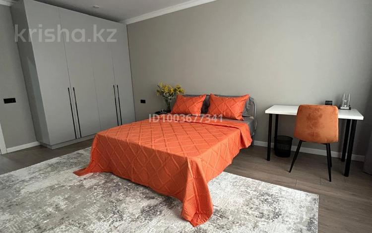 1-комнатная квартира · 47 м² · 3/12 этаж, Торекулова 93 за 18 000 ₸ в Алматы, Алмалинский р-н — фото 2