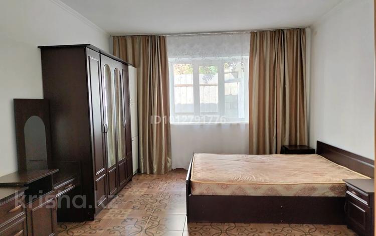 1-бөлмелі пәтер · 40 м² · 1/1 қабат, Шаляпина бн — Яссауи, бағасы: 160 000 ₸ в Алматы, Ауэзовский р-н — фото 2