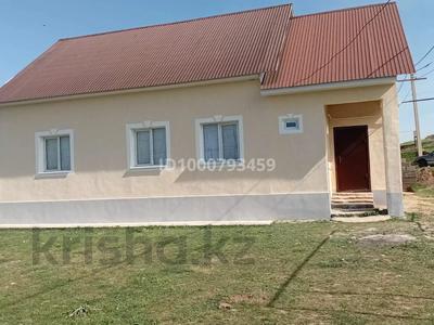 Отдельный дом · 3 комнаты · 110 м² · 10 сот., мкр Акжар, Ақжар ш/а 1017 — Бала бақша маңында за 20 млн ₸ в Шымкенте, Абайский р-н