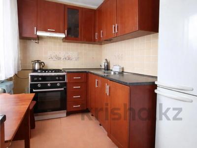3-бөлмелі пәтер · 58 м² · 1/5 қабат, Жаңа қала ш/а., Алиханова, бағасы: 17.5 млн ₸ в Караганде, Казыбек би р-н