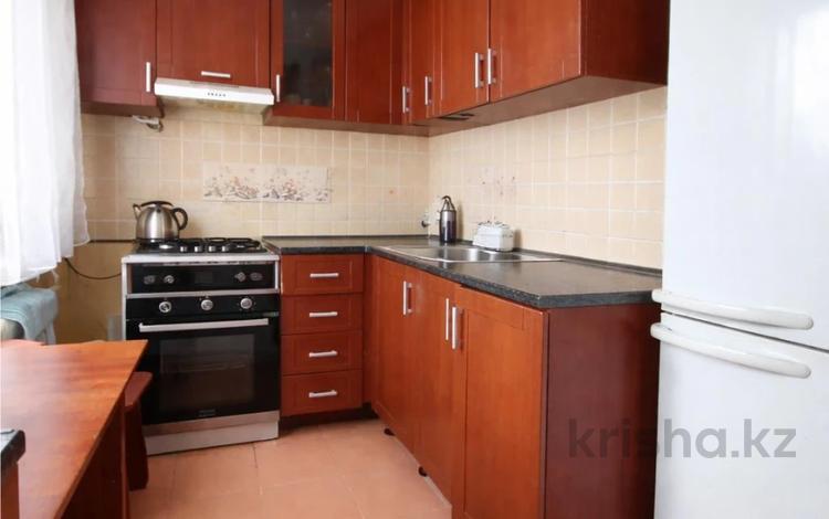 3-бөлмелі пәтер · 58 м² · 1/5 қабат, Жаңа қала ш/а., Алиханова, бағасы: 17.5 млн ₸ в Караганде, Казыбек би р-н — фото 2