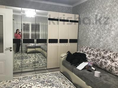 1-комнатная квартира, 60 м², 5/5 этаж помесячно, мкр Нурсая, Мкрн Нурсая 1/2 за 120 000 〒 в Атырау, мкр Нурсая