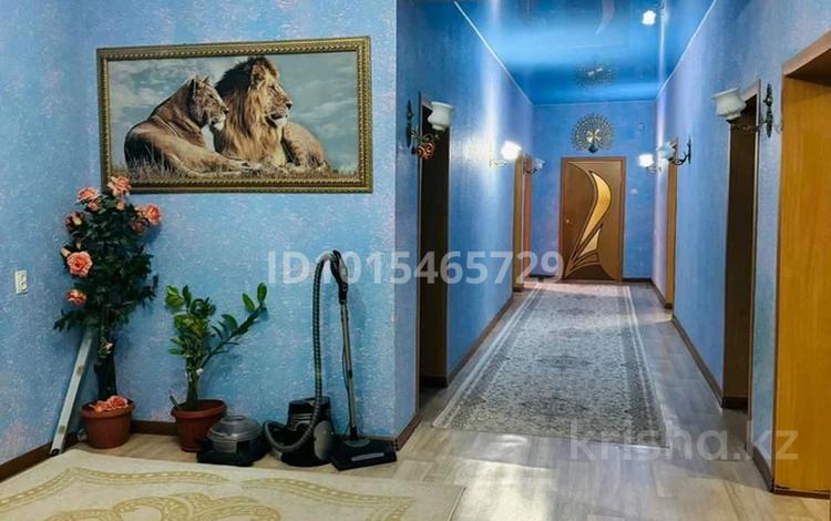 Жеке үй · 5 бөлме · 200 м² · 200 жүзд., Рахат 4-59 192, бағасы: 35 млн ₸ в Жанаозен — фото 2