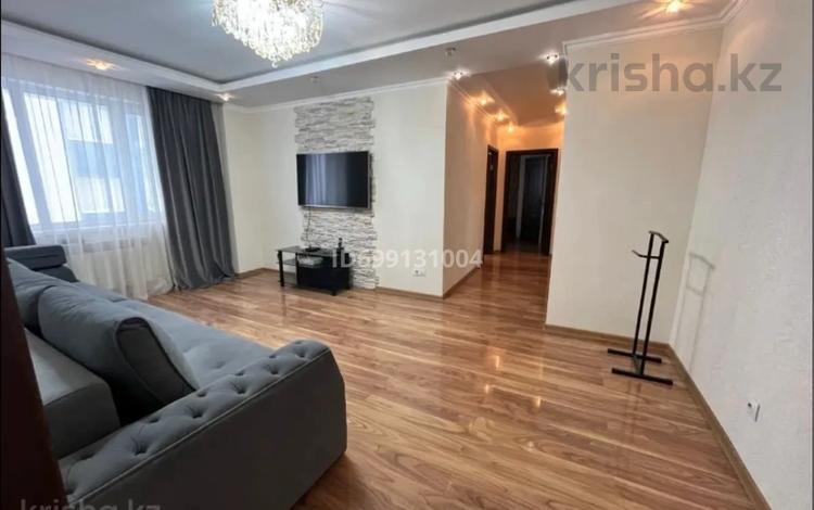 3-комнатная квартира · 83 м², Иманова 26 — Иманова Валиханова за 350 000 ₸ в Астане, р-н Байконур — фото 5