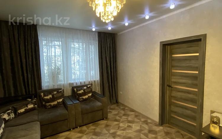 2-бөлмелі пәтер · 51 м² · 2/2 қабат, Жакенова 11, бағасы: 12 млн ₸ в Сарани — фото 2
