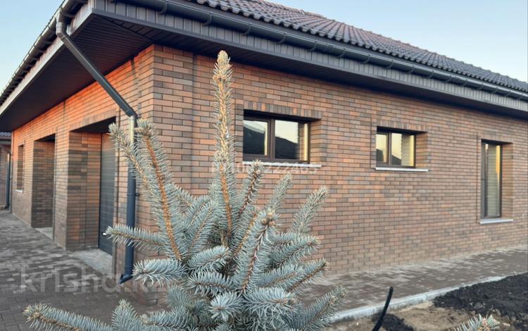 Отдельный дом · 4 комнаты · 140 м² · 10 сот., “Orman Village” 1/5 — ул. Кизатова за ~ 91.3 млн 〒 в Петропавловске — фото 12