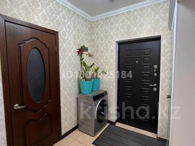 Аренда квартир в Актюбинской обл.: 3-комнатная квартира · 112 м² · 4/5 этаж, Бокенбай батыра за 300 000 〒 3-комнатная квартира · 112 м² · 4/5 этаж, Бокенбай батыра за 300 000 〒 в Актобе, мкр Авиатор