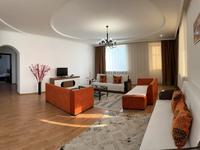 3-комнатная квартира, 150 м², 2 этаж посуточно, Сатыбалды Даумова — ЦЕНТР, все в шаговой доступности за 25 000 〒 в Уральске
