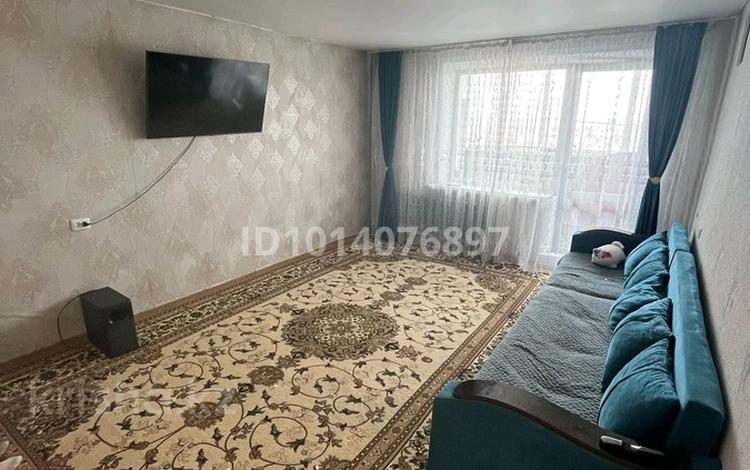 2-комнатная квартира · 52 м² · 10/10 этаж, камзина 352 — Эрзи магазин Шығыс магазин за 19 млн ₸ в Павлодаре — фото 2