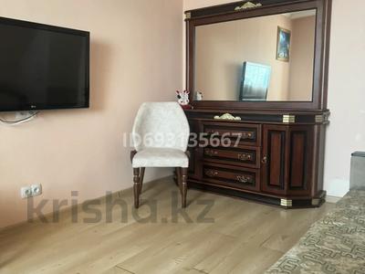 2-комнатная квартира · 55 м² · 1/5 этаж, 15-й мкр 4 — Набережная за 15 000 ₸ в Актау