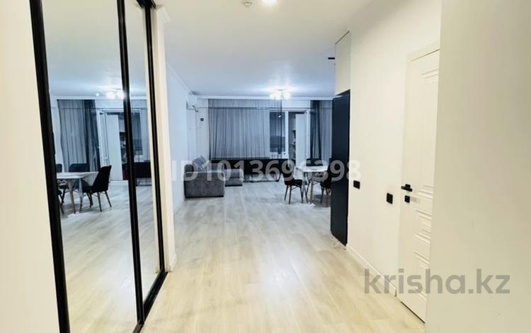 2-комнатная квартира · 62.8 м² · 7/21 этаж, Толе би 286/6 — САЙРАН парк за 350 000 ₸ в Алматы, Алмалинский р-н — фото 2