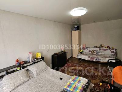 1-бөлмелі пәтер · 32 м² · 1/5 қабат, Космическая 10, бағасы: 15 млн ₸ в Усть-Каменогорске
