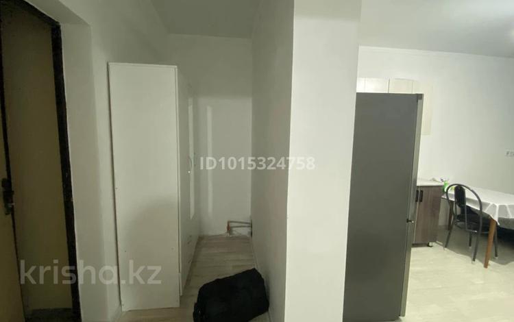 1-бөлмелі пәтер · 28 м² · 2/10 қабат, Жунисова 14/6, бағасы: 21 млн ₸ в Алматы, Наурызбайский р-н — фото 2