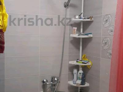 2-комнатная квартира · 45 м² · 4/5 этаж, Поповича 7 за 11.8 млн 〒 в Уральске