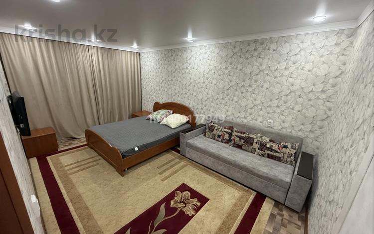 1-комнатная квартира · 30.4 м² · 1/5 этаж, Пр. Октября 4 36 дом за 10 000 ₸ в Жезкент — фото 21