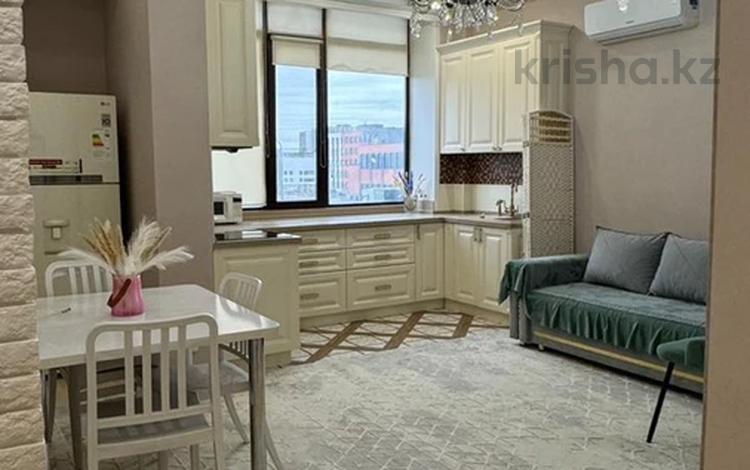 3-комнатная квартира · 61 м² · 3/12 этаж, Абикен Бектуров 7 за 350 000 ₸ в Астане, Нура р-н — фото 2