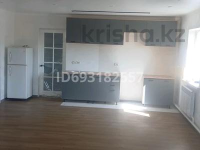 Отдельный дом · 4 комнаты · 120 м² · 12 сот., Береговая 41 — Нахаловка береговая 41 за 35 млн ₸ в Семее