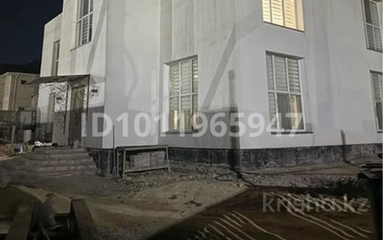 Отдельный дом · 7 комнат · 360 м² · 9 сот., Акжелкен, Самал 71 — Кафе «Пилигрим» за 1.8 млн ₸ в Актау — фото 2