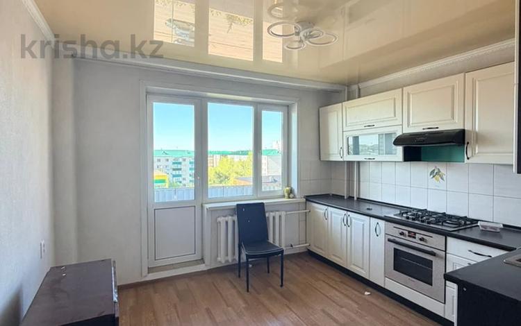 2-комнатная квартира · 64 м² · 6/9 этаж, мкр Кунаева 58 за 23.5 млн ₸ в Уральске — фото 3