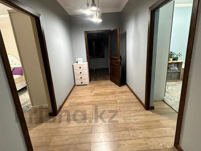 Отдельный дом · 4 комнаты · 180 м² · 10 сот., Восточный за 60 млн 〒 в Талдыкоргане, мкр военный городок Жулдыз