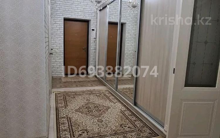 3-комнатная квартира, 112 м², 4/8 этаж, Мангилик Ел 7 — Супермаркет Анвар, НИШ, Ресторан Алтын Сарай, Energy gym